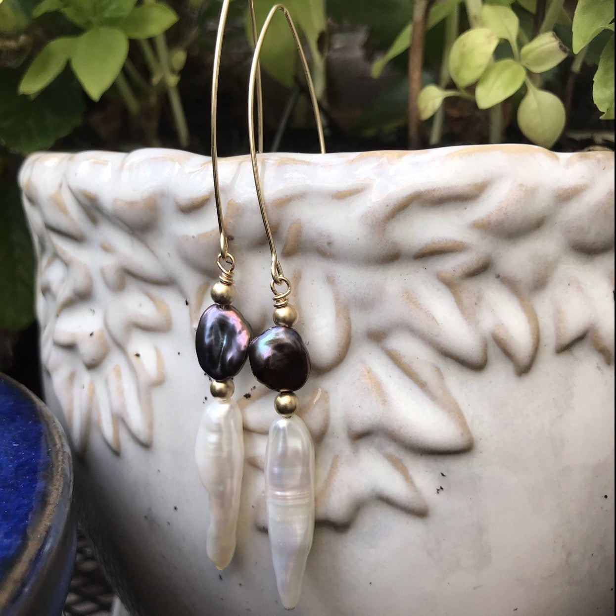 Minimalist White Biwa & Black Keshi Pearl Earrings